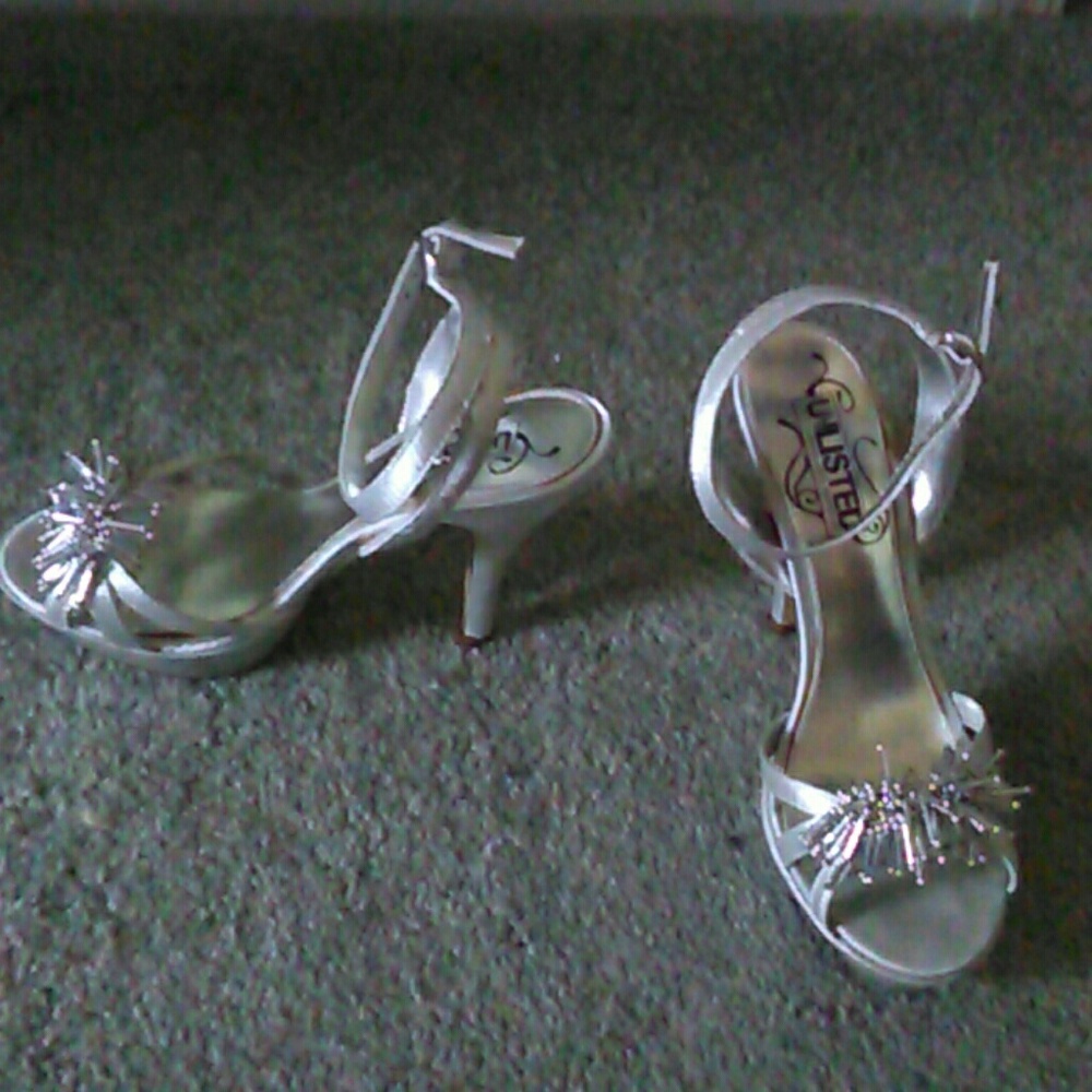 Women's shoes